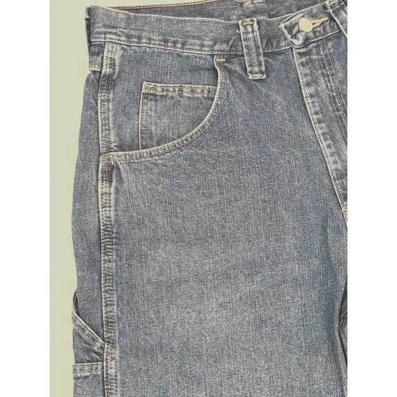 Wrangler Carpenter Jean Shorts Ladies Size 30 Waist 30” Length 21” Inseam 10” - Picture 3 of 7